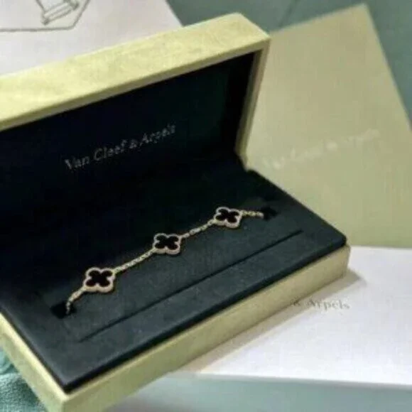 Authentic Van Cleef & Arpels Vintage Alhambra Bracelet